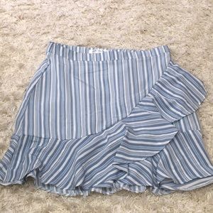 URBAN HERITAGE blue and white zip up skirt(size l)